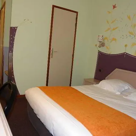 מלון Splendid Centre Gare 3*