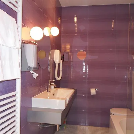 Splendid Centre Gare מלון גרנובל