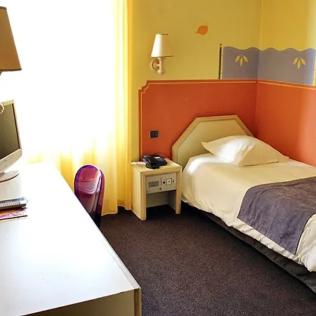 Splendid Centre Gare 3*