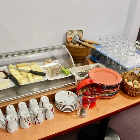 Splendid Centre Gare מלון